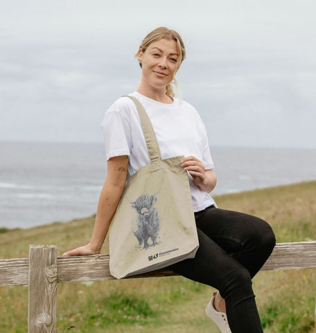 Highland cow tote bag